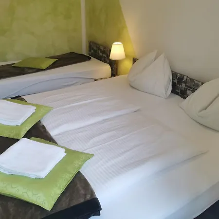 Mini-hôtel Fruehstueckspension Gesslbauer Steinhaus am Semmering