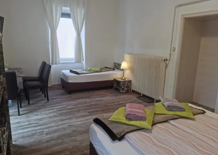 Fruehstueckspension Gesslbauer 3* Steinhaus am Semmering